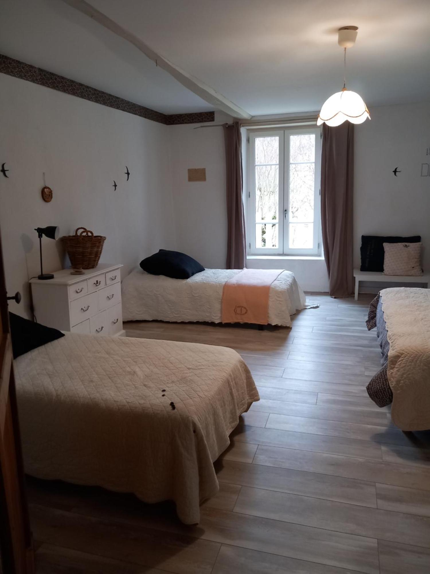 Les Tilleuls Saint-Jean-d'Avelanne Eksteriør billede